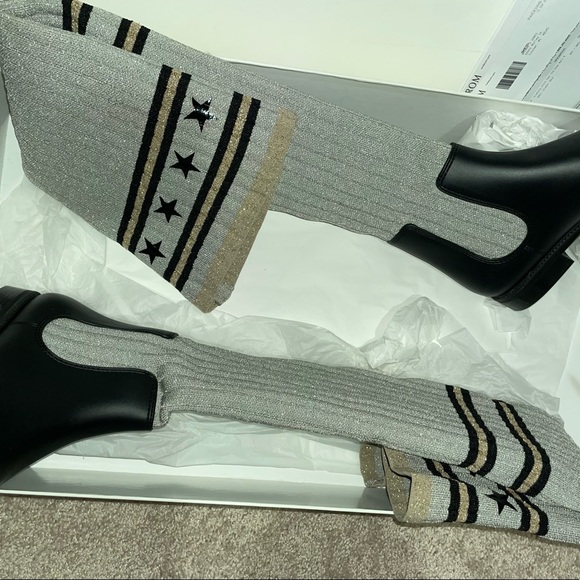 COPY - Over the knee Givenchy RAIN BOOT (size 8) Comes with box and dust bag. - Picture 5 of 7